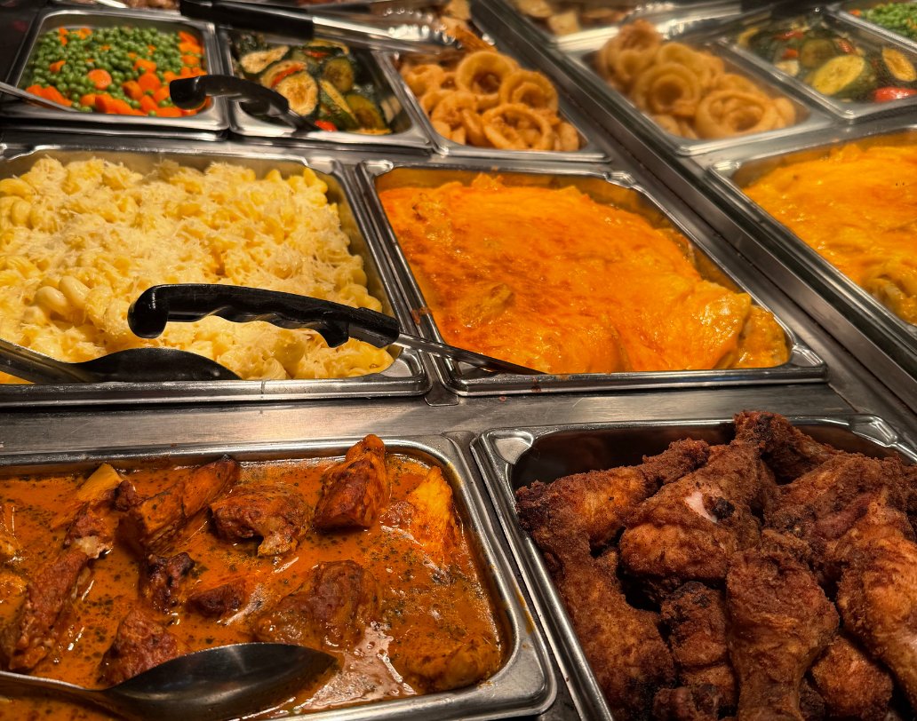 Hot food selections at the Buffet Royale Carvery buffet.